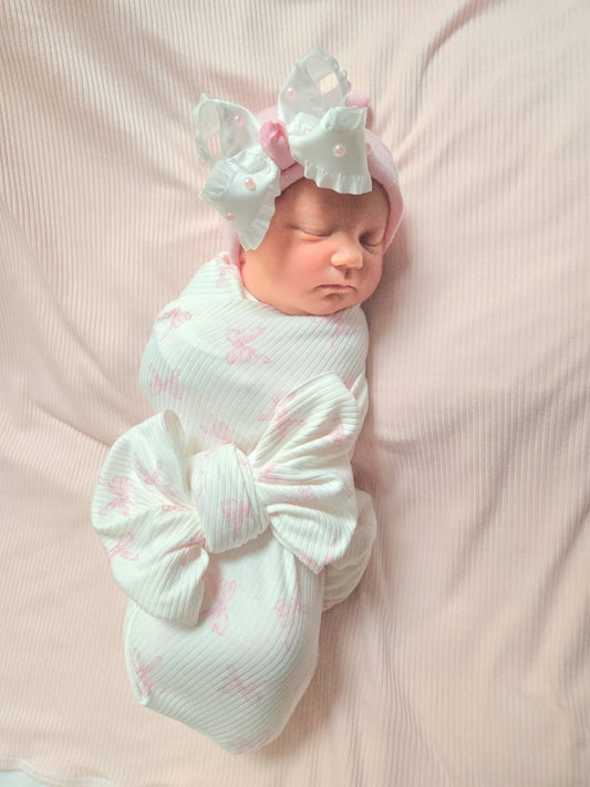 Bow Swaddle & Pipyr Bundle