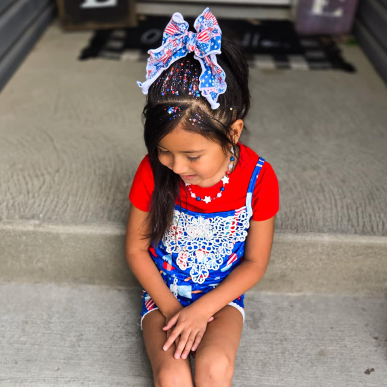 Patchwork Bows for the 4th Hallie