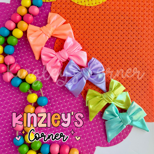 Neon Holo Kinzley