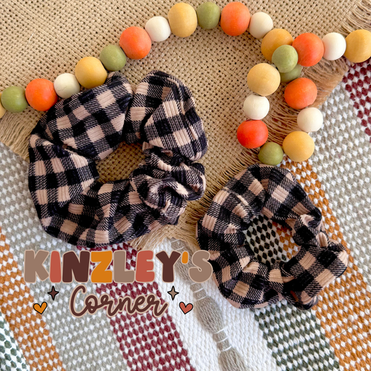 Thanksgiving Dinner Gingham Scrunchie