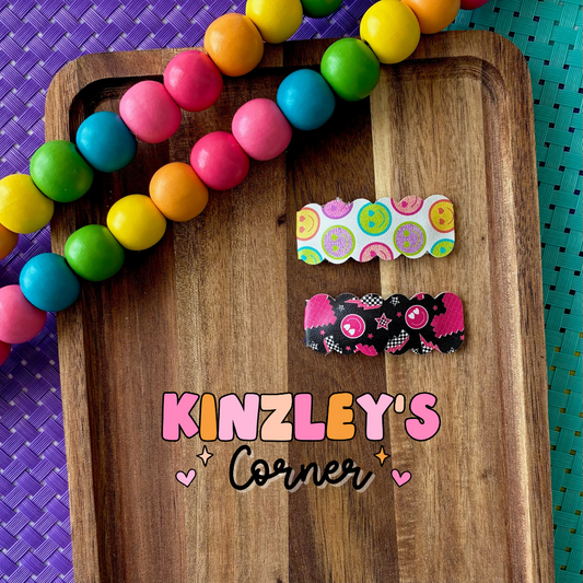Smiley Snap Clips