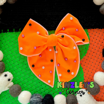 Orange Spooky Pearl Hallie