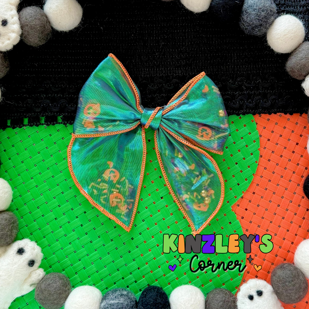 Halloween Holo Hallie Shakers