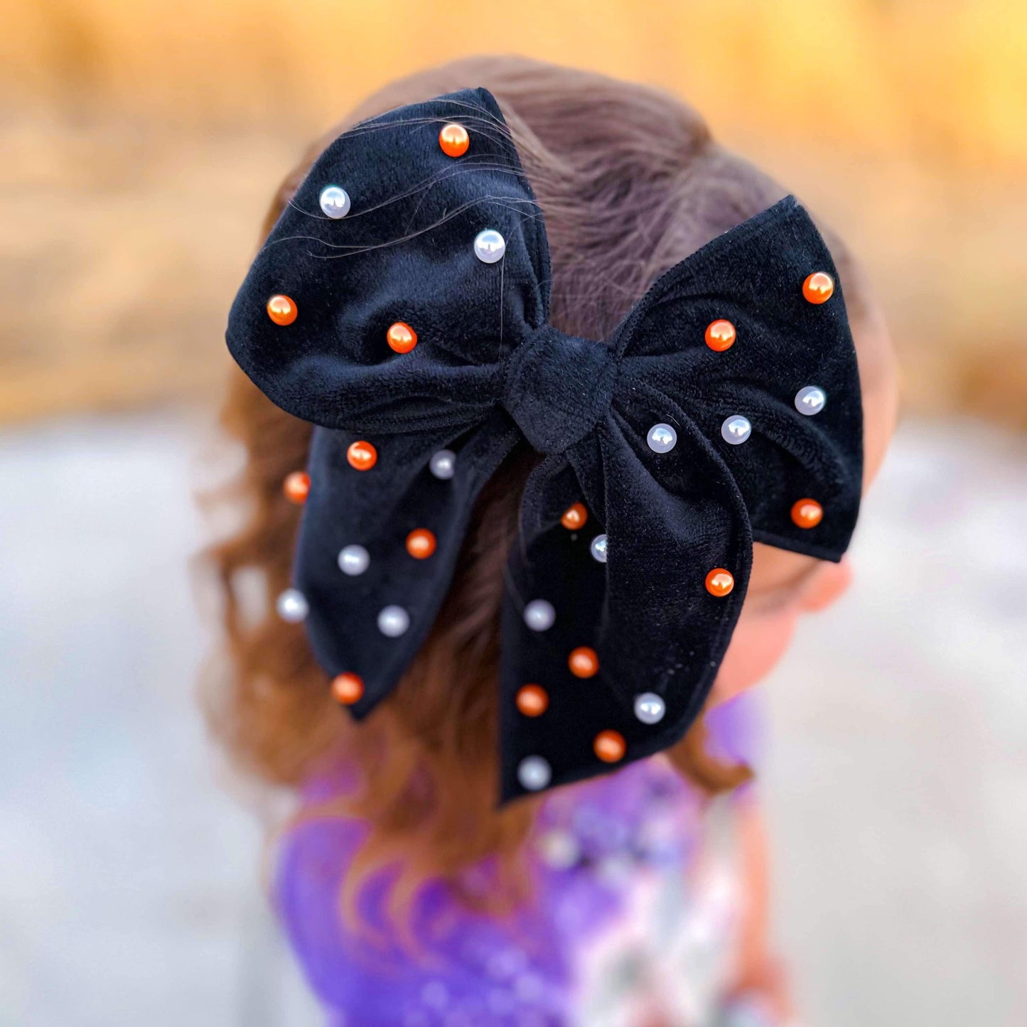 Black Spooky Pearl Hallie